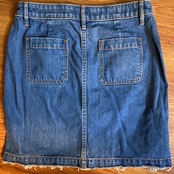 Button Down Denim Skirt - Picture 3 of 3